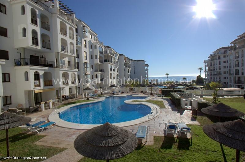 2 Bedroom Apartment, Marina de la Duquesa, Duquesa for sale with