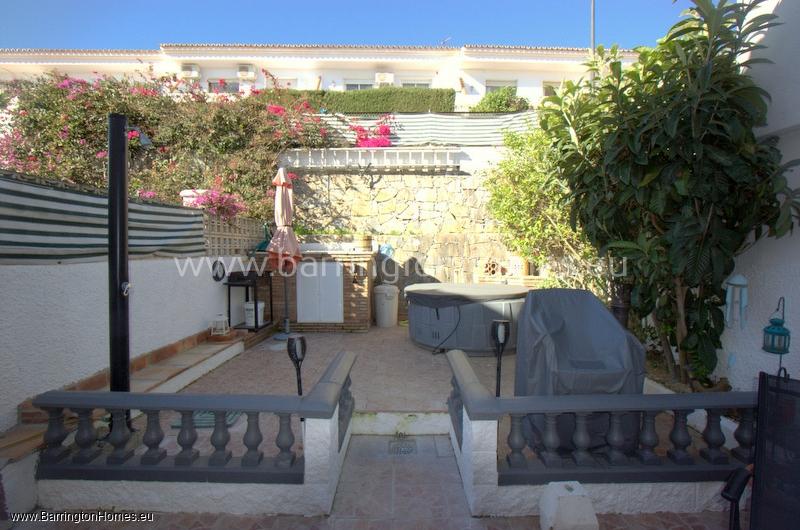 2 Bedroom Townhouse, Hacienda Guadalupe, Duquesa for sale with