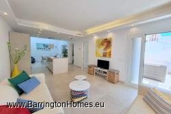 2 Bedroom Luxury Beachside Living, Las Gaviotas, Duquesa.