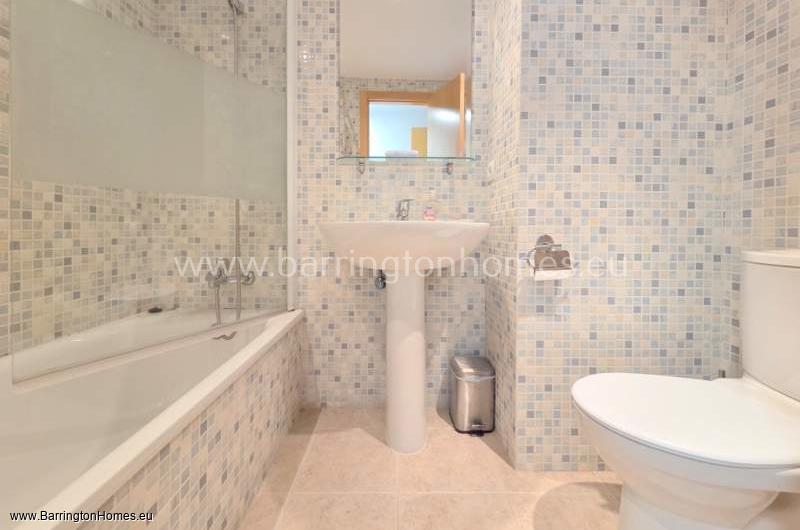 2 Bedroom Groundfloor Apartment, Casares del Sol, Casares Costa. 