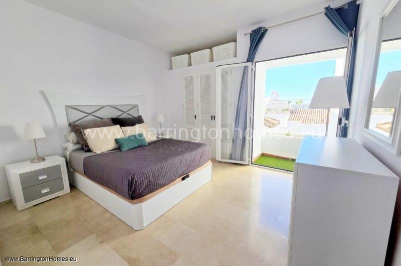 2 Bedroom Duplex Penthouse, Fuentes de la Duquesa, Duquesa. 