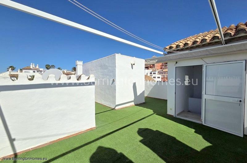 2 Bedroom Duplex Penthouse, Fuentes de la Duquesa, Duquesa. 