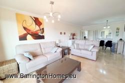 2 Bedroom South Facing Apartment, Viñas del Golf, Casares Costa. 