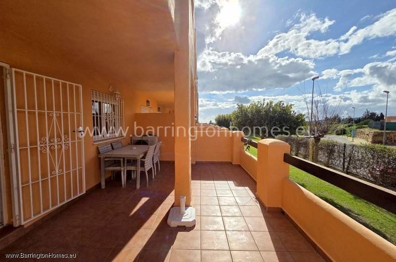 2 Bedroom Apartment Casares Del Sol, Casares Costa. 