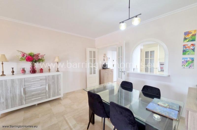 2 Bedroom South Facing Apartment, Viñas del Golf, Casares Costa. 