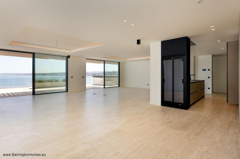 Luxury Fully Furnished Residences, Playa del Cristo, Estepona. 