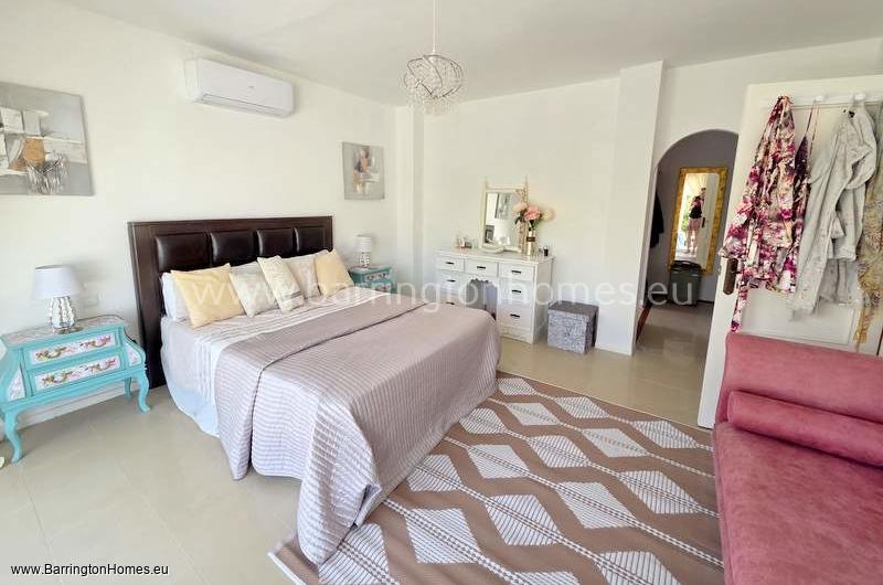 5 Bedroom Villa, Princesa Kristina, Duquesa. 