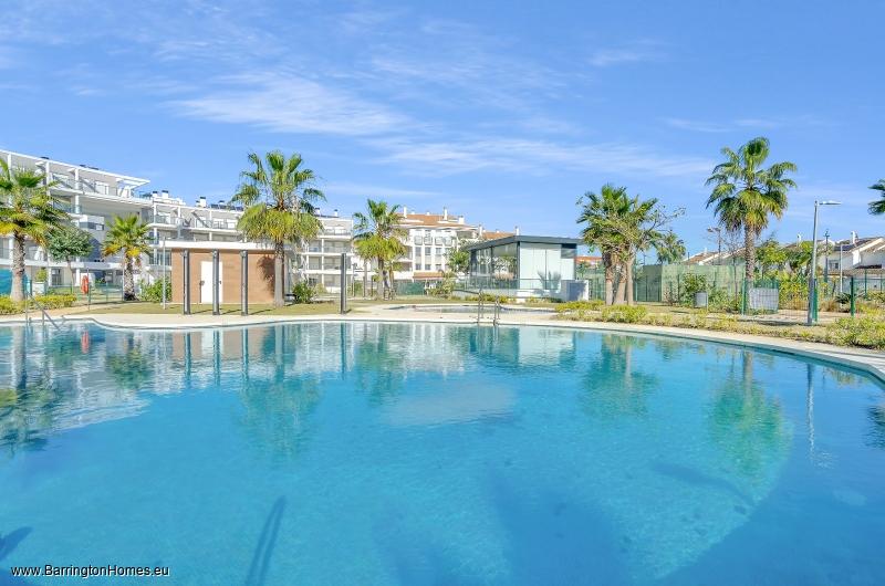 Amphora Beach Residence, Duquesa