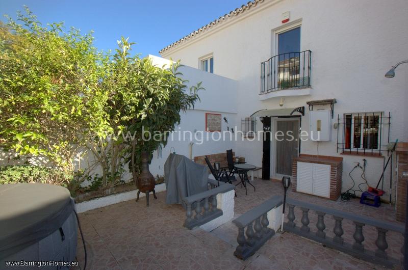 2 Bedroom Townhouse, Hacienda Guadalupe, Duquesa. 