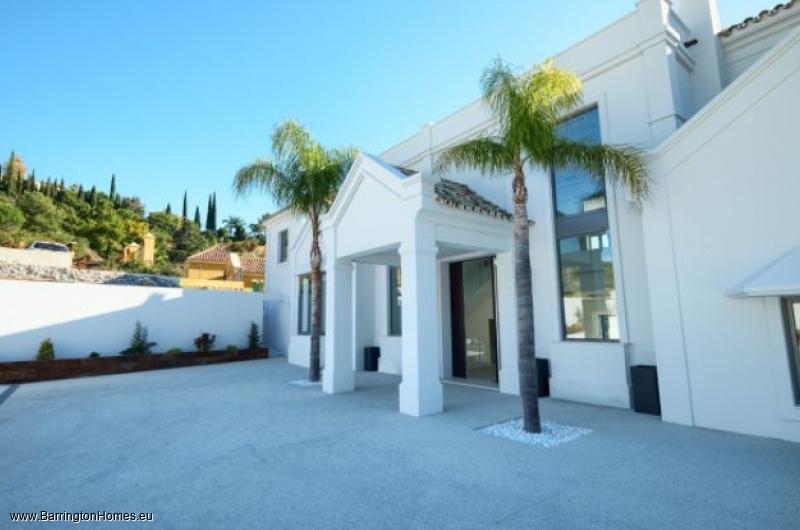 5 Bedroom Luxury Villa, El Madronal, Benahavis, Marbella. 