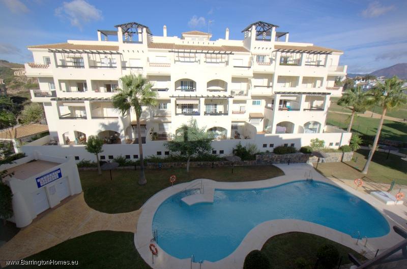 2 Bedroom Penthouse, Residencial Duquesa, Duquesa for sale with