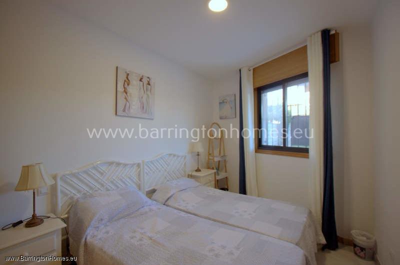 2 Bedroom Apartment, Maria Teresa, Sabinillas. 