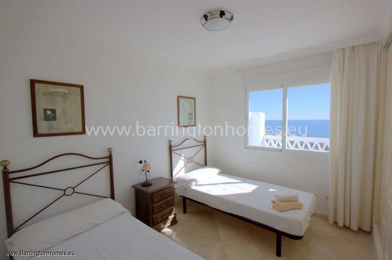 3 Bedroom Duplex Penthouse, Mirador del Mar, Casares Costa. 