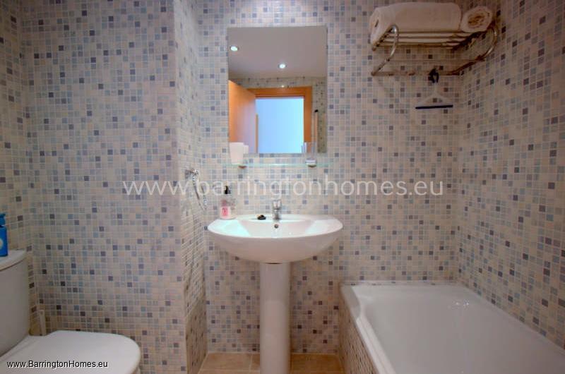 2 Bedroom, 2 Bathroom Apartment, Casares del Sol, Casares Costa. 