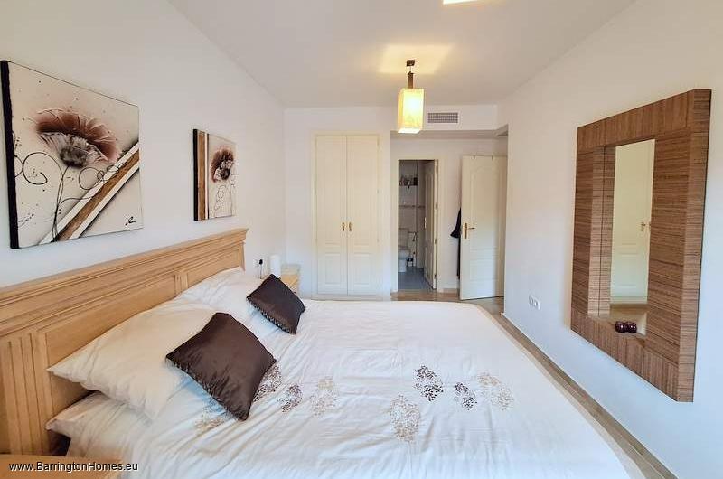 2 Bedroom Apartment, Alboran Hills, La Duquesa for sale with Barrington