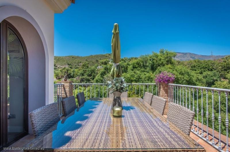 3 Bedroom Private Villa, Forest Hills, Estepona for sale with