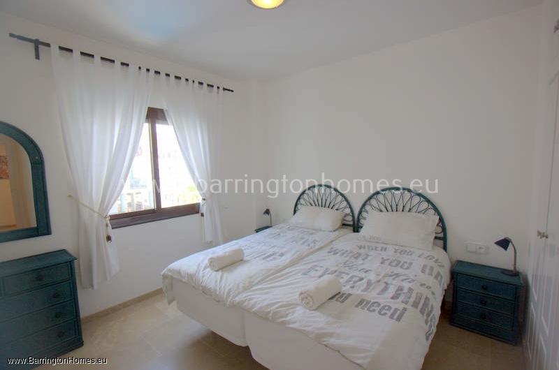 2 Bedroom Penthouse, Marina de la Duquesa, Duquesa. 