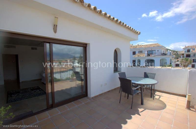 2 Bedroom Penthouse, Marina de la Duquesa, Duquesa. 