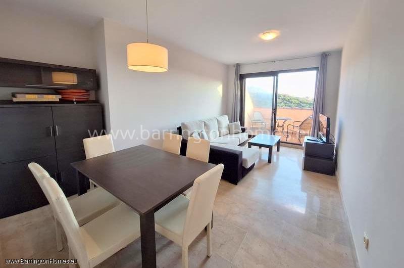 2 Bedroom Penthouse, Duquesa Village, Duquesa. 