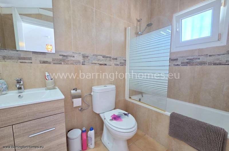 5 Bedroom Villa, Princesa Kristina, Duquesa. 