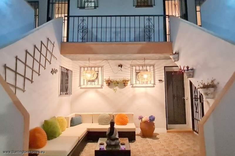 5 Bedroom Villa, Princesa Kristina, Duquesa. 
