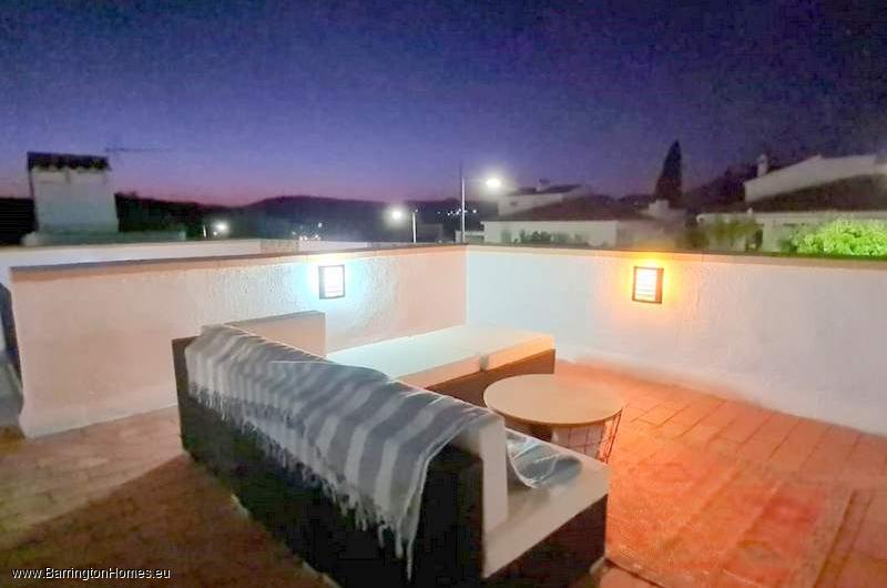 5 Bedroom Villa, Princesa Kristina, Duquesa. 
