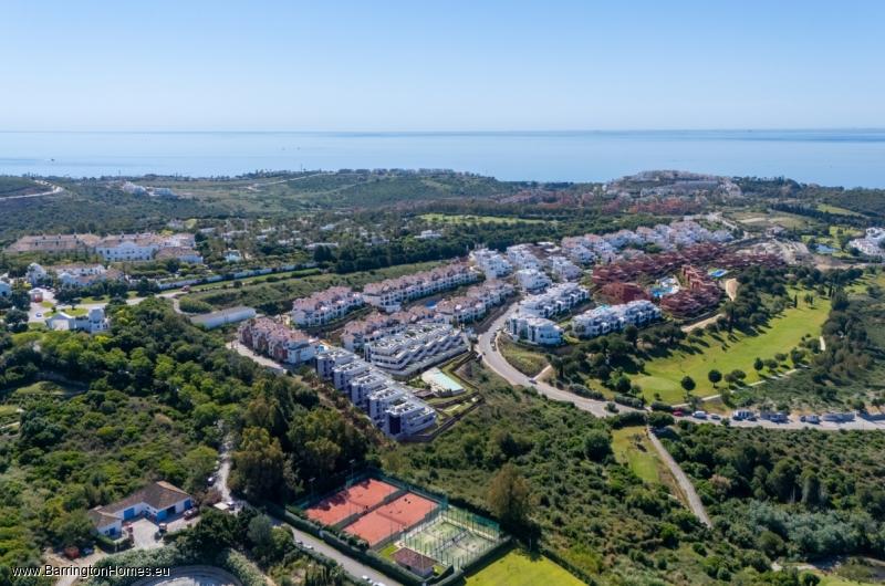 3 Bedroom Apartments, Casares Costa Golf, Casares Costa. 