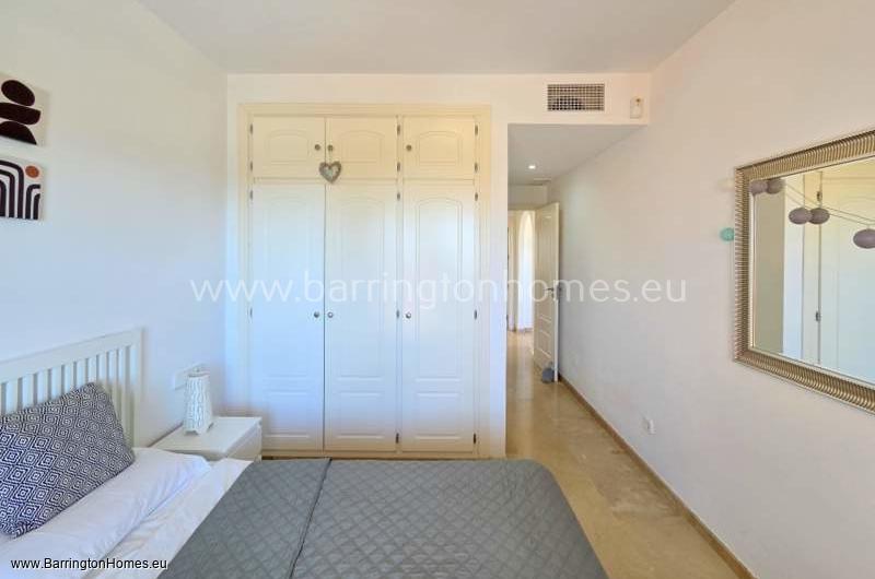 2 Bedroom Corner Apartment, Duquesa Suites, Duquesa. 