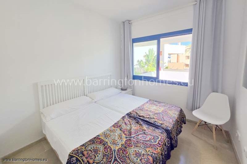 2 Bedroom Corner Apartment, Duquesa Suites, Duquesa. 
