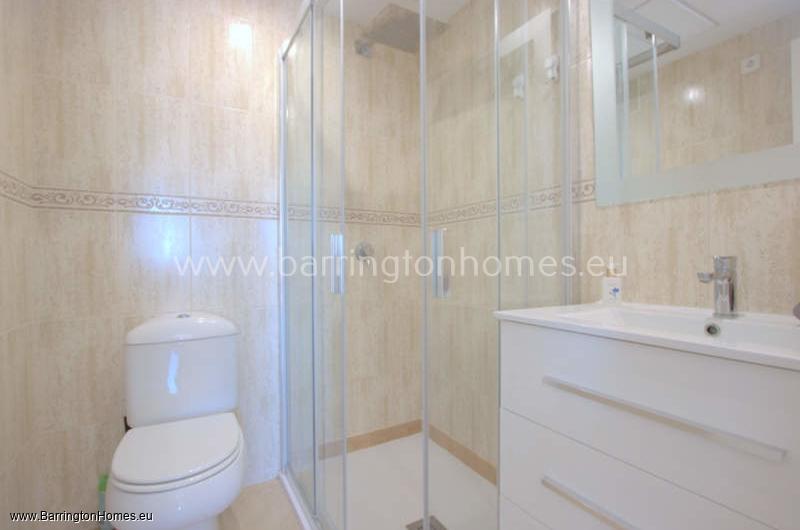 2 Bedroom Corner Apartment, Duquesa Suites, Duquesa. 