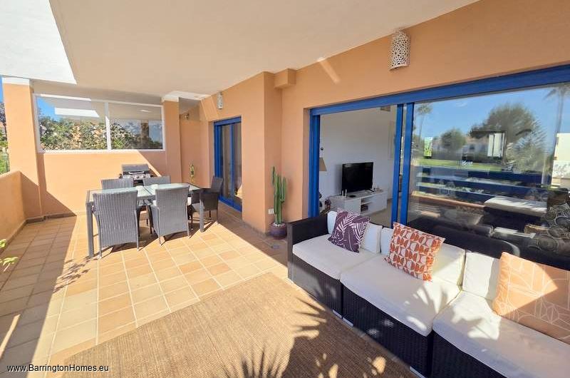 2 Bedroom Corner Apartment, Duquesa Suites, Duquesa. 