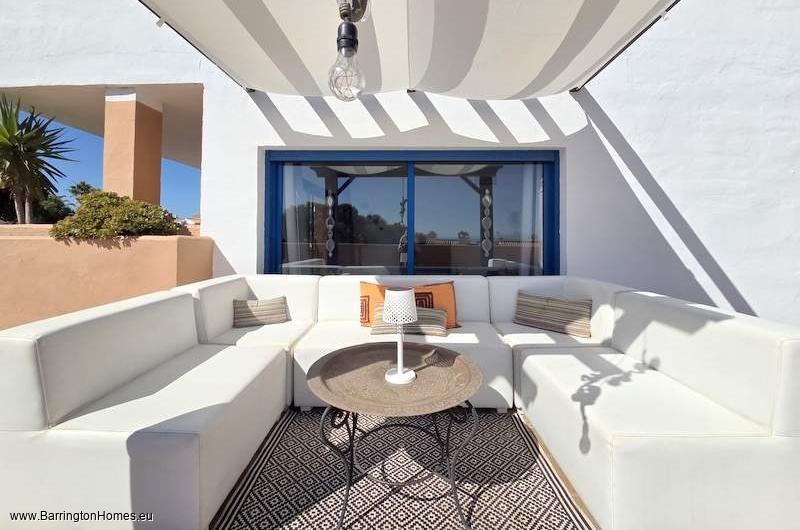 2 Bedroom Corner Apartment, Duquesa Suites, Duquesa. 
