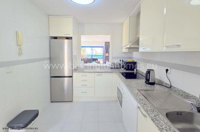 2 Bedroom Corner Apartment, Duquesa Suites, Duquesa. 