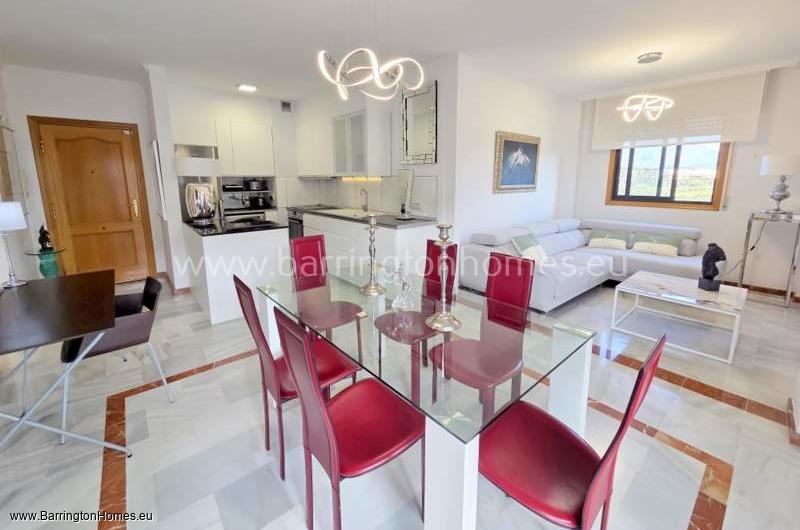 2 Bedroom Apartment, Maria Teresa, Sabinillas. 