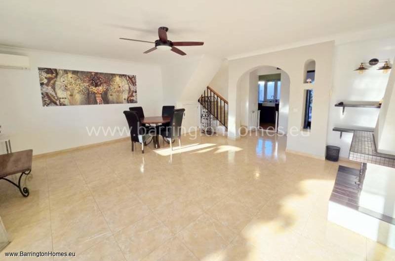 3 Bedroom Townhouse, Hacienda Guadalupe, Duquesa. 