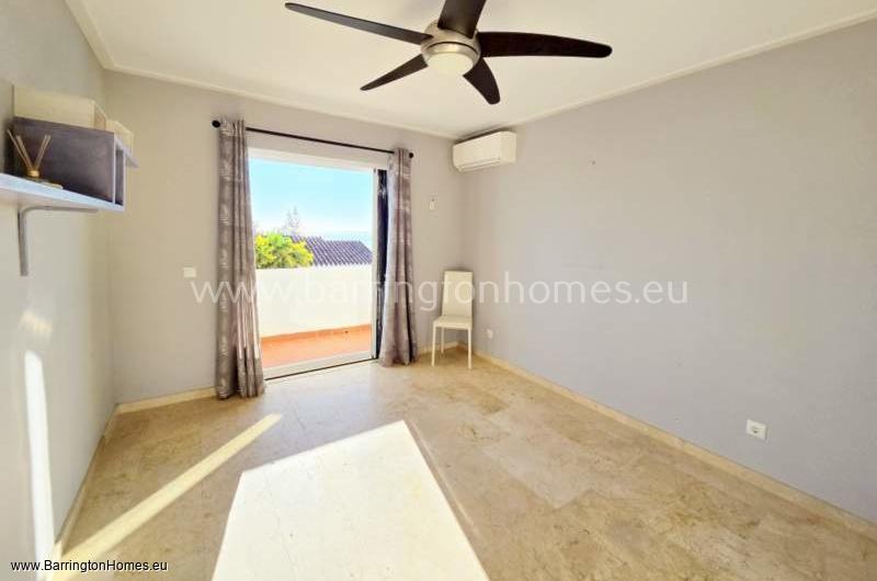3 Bedroom Townhouse, Hacienda Guadalupe, Duquesa. 