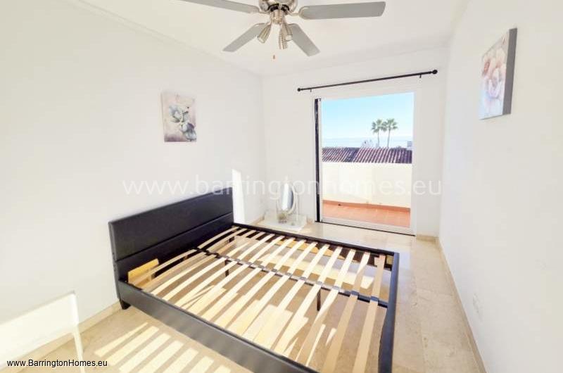3 Bedroom Townhouse, Hacienda Guadalupe, Duquesa. 