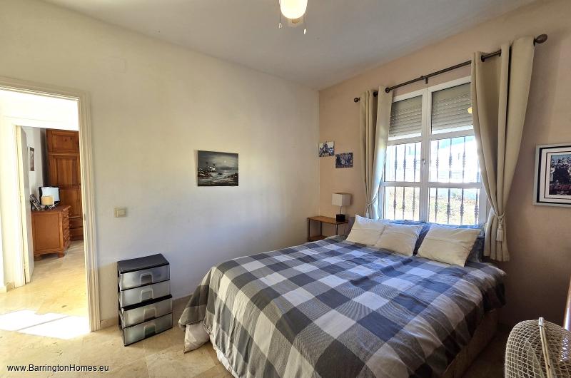 3 Bedroom Private Villa, Los Hidalgos, Duquesa. 