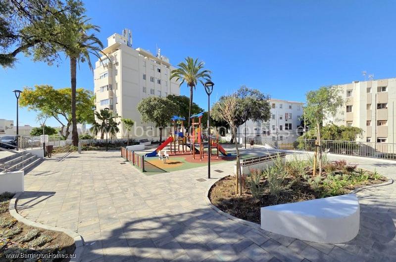 Central Estepona, Estepona