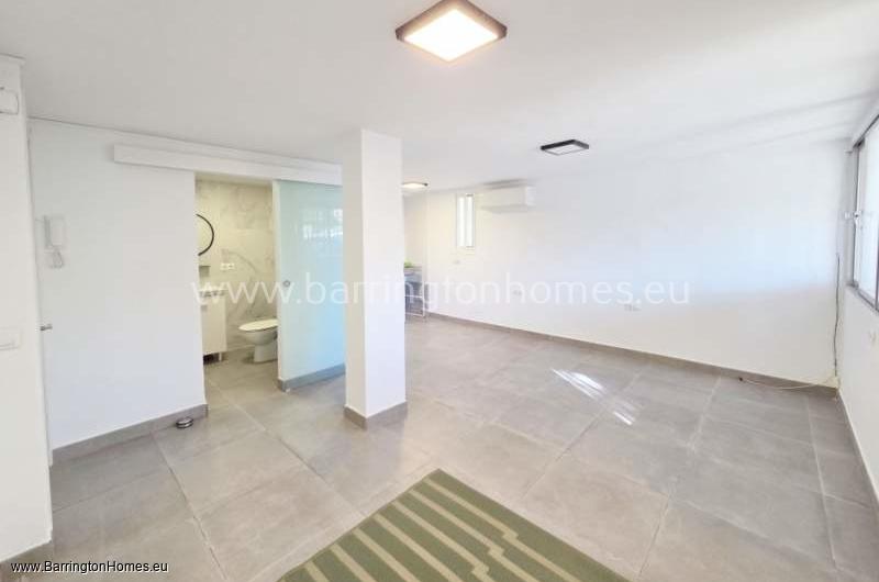 Studio Apartment, Central Estepona, Estepona. 