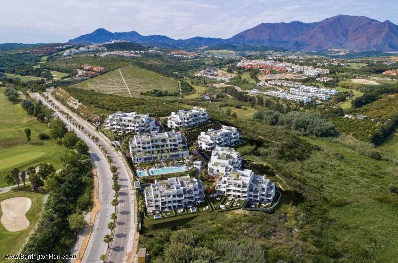 2 & 3 Bedroom Apartments, Doña Julia, Casares Costa. 
