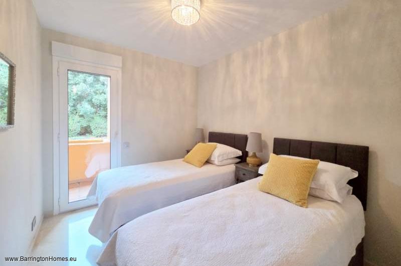 3 Bedroom Garden Apartment, Los Granados, Duquesa. 