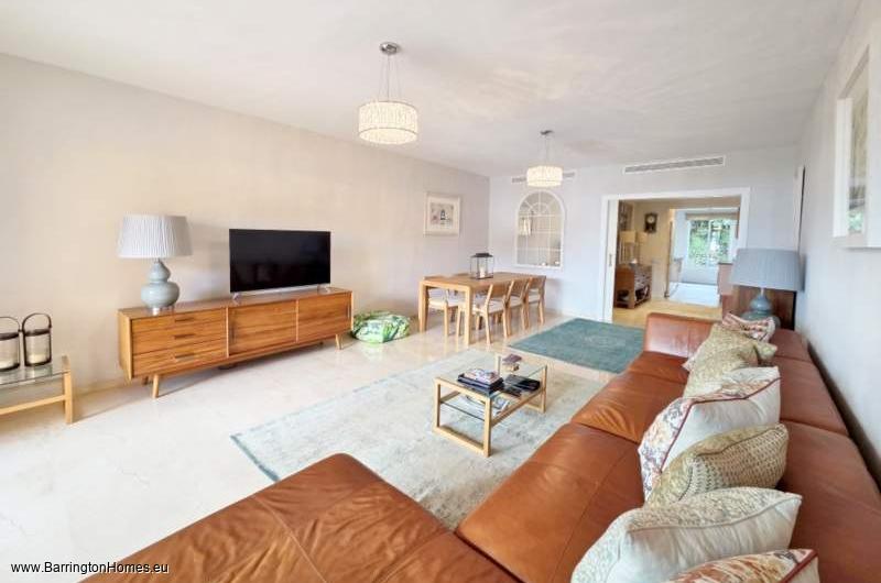 3 Bedroom Garden Apartment, Los Granados, Duquesa. 