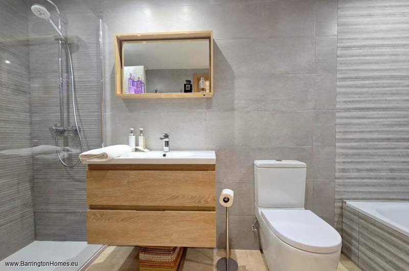 3 Bedroom Garden Apartment, Los Granados, Duquesa. 