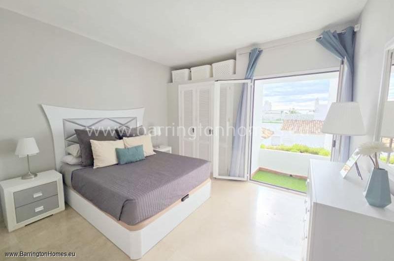 2 Bedroom Duplex Penthouse, Fuentes de la Duquesa, Duquesa. 