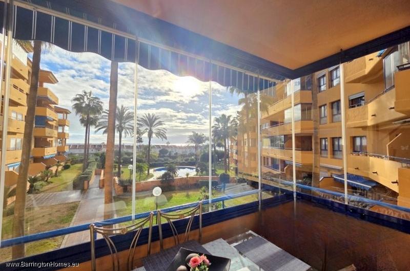 2 Bedroom, 2 Bathroom Apartment, Aldea Hills, Duquesa. 