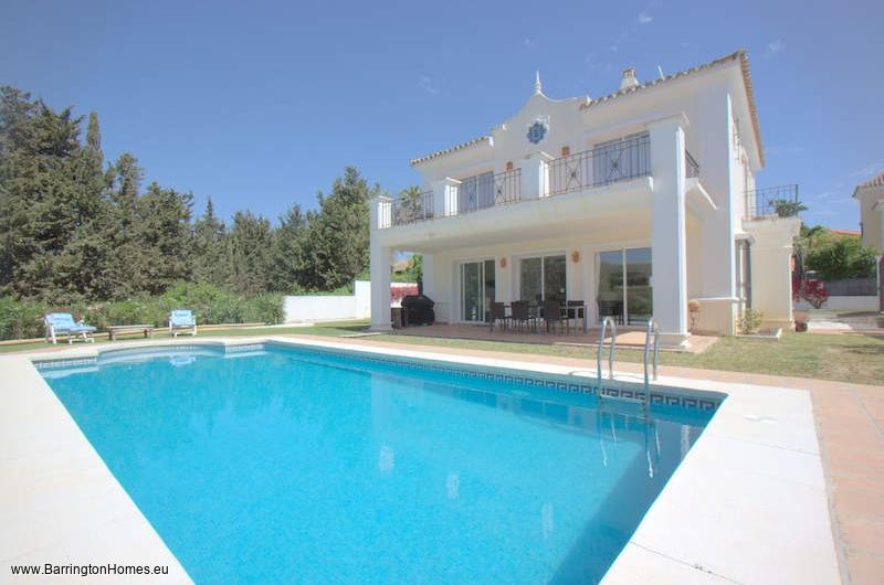 4 Bedroom Private Villa, Ocean Golf Villas, Duquesa. 