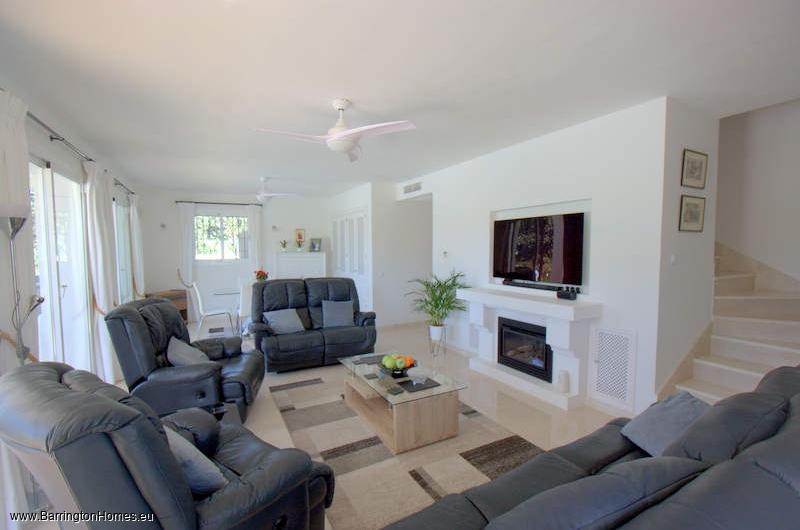 4 Bedroom Private Villa, Ocean Golf Villas, Duquesa. 