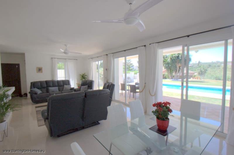 4 Bedroom Private Villa, Ocean Golf Villas, Duquesa. 