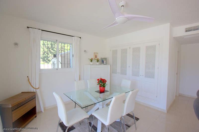 4 Bedroom Private Villa, Ocean Golf Villas, Duquesa. 